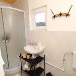 Greenside Lumi-two Bedroom With Terrace And Sea View Prázdninový dům