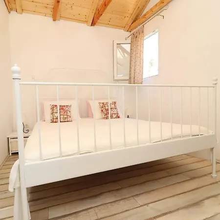 Greenside Lumi-two Bedroom With Terrace And Sea View Holiday home Vela Luka
